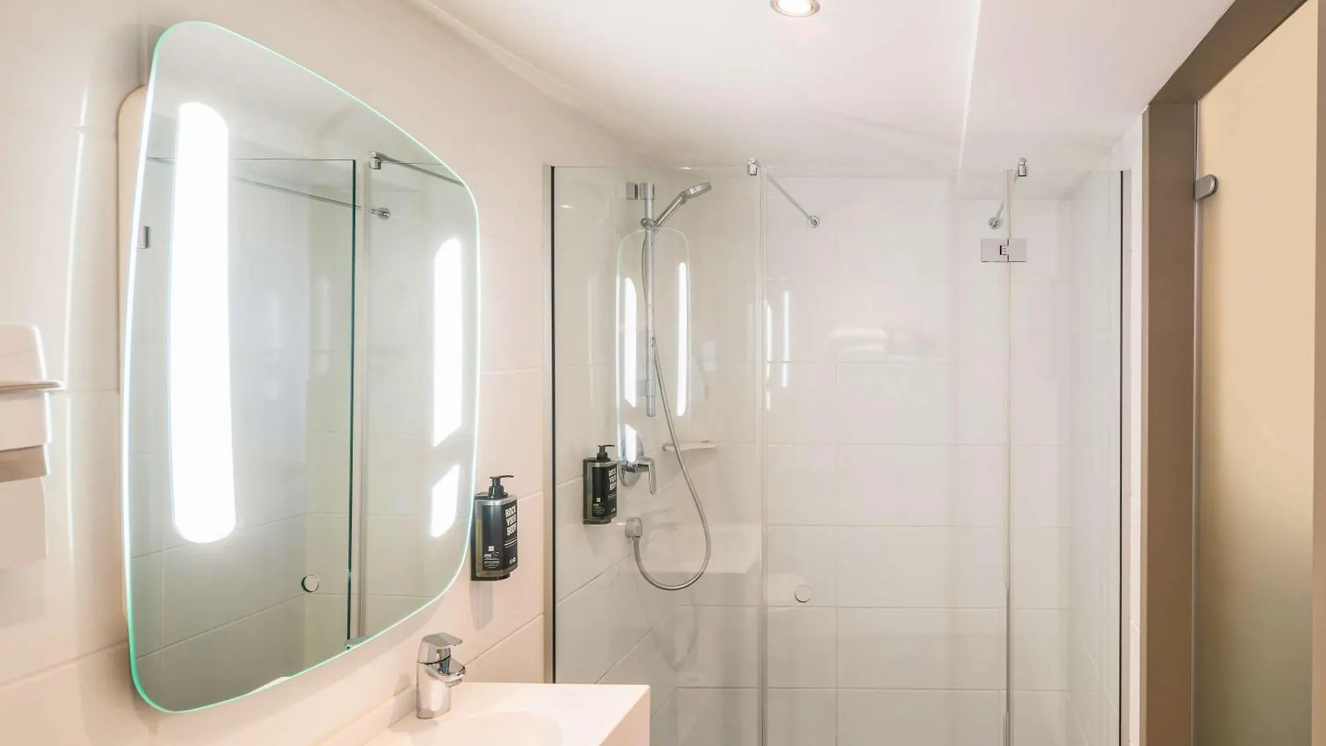 Ibis Hotel Muenchen City 3*, Мюнхен